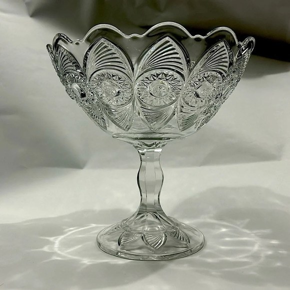 Bullseye and Fan Pedestal Compote - Picture 1 of 3